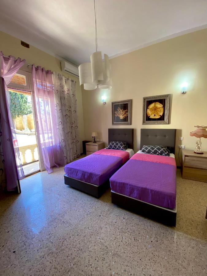 Magical Casalgo House Apartment Victoria Exterior photo